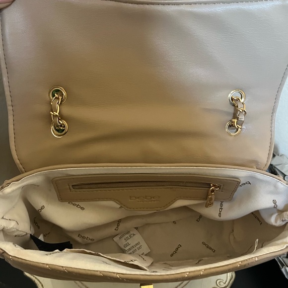 Bebe faux leather quilted tan shoulder bag with chain strap new retail $89 - Picture 8 of 14